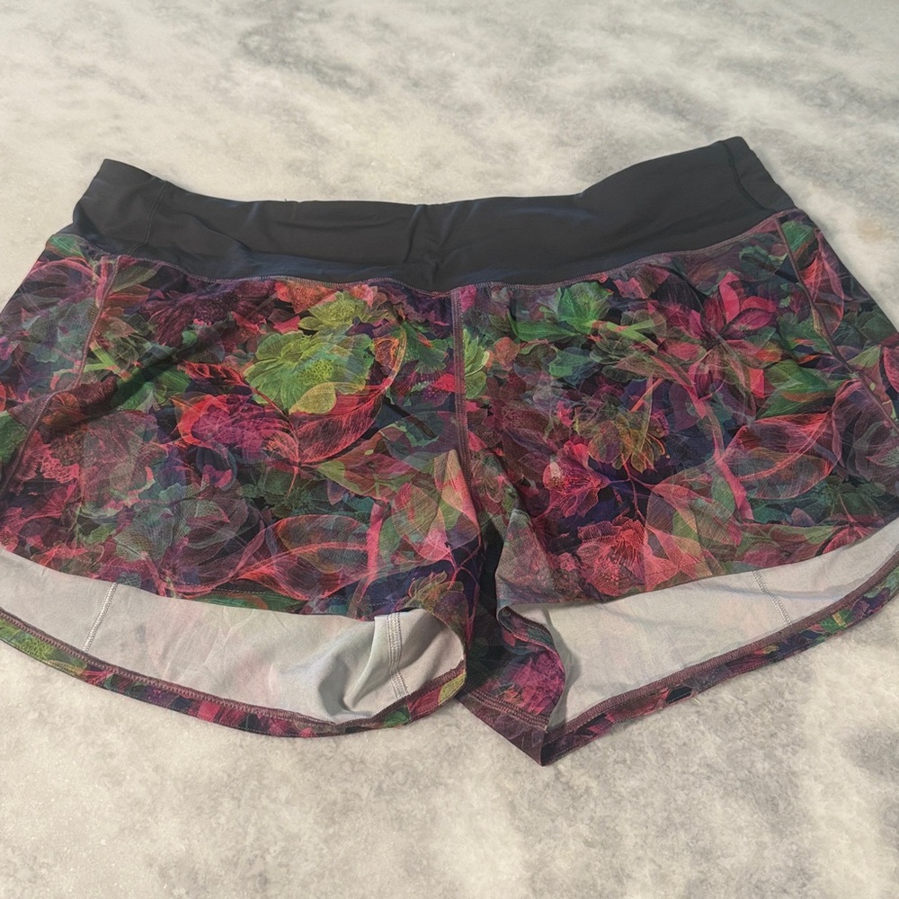 Lululemon lined shorts 14
